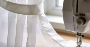 Jak wszyć taśmę do firanki: instrukcja montażu do górnej krawędzi